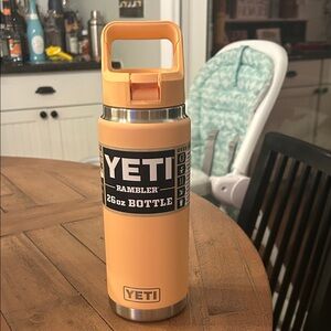 Yeti Rambler 26oz Bottle - Lowcountry Peach